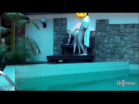 ❤️ Oga pe iranṣẹbinrin si awọn pool, sugbon ko le koju kan gbona ❤❌ ni% yo.91sesex101.top